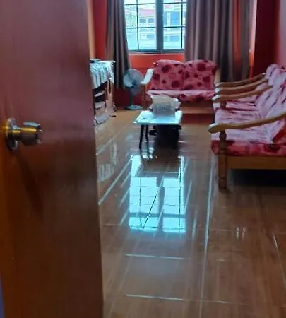 Home Sweet Home Kuching Luaran gambar
